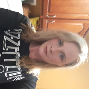 Meet your Posher, Stefany